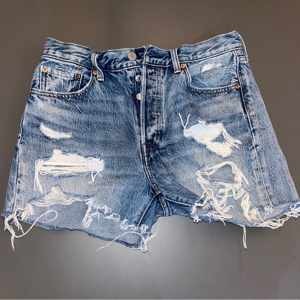 LEVI'S Women's Denim Shorts Mid Length